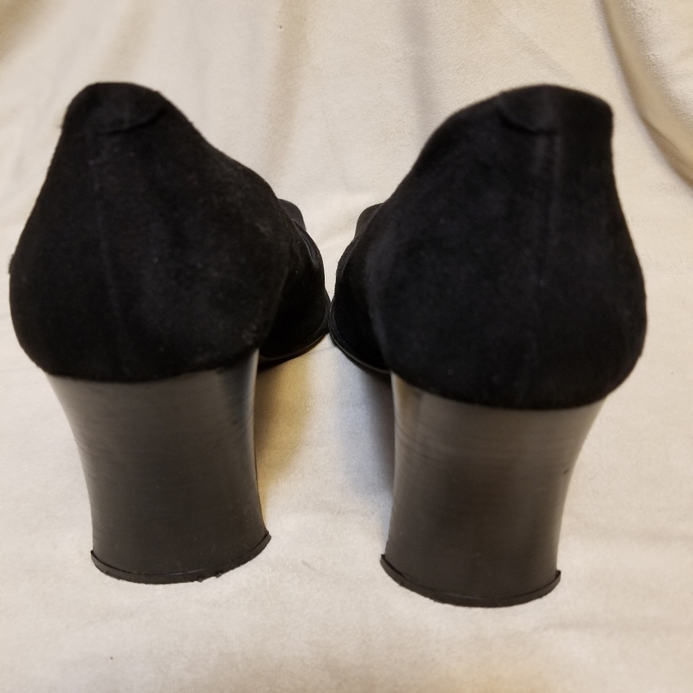 Shoes - Picture 3 of 5